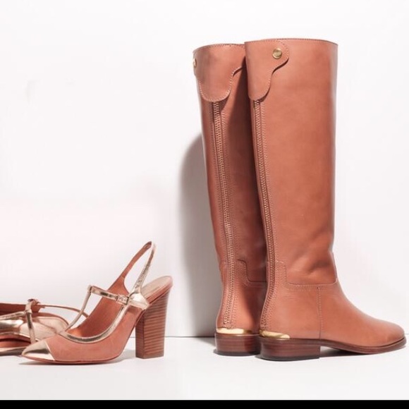 Coach Shoes - Coach tan riding boots